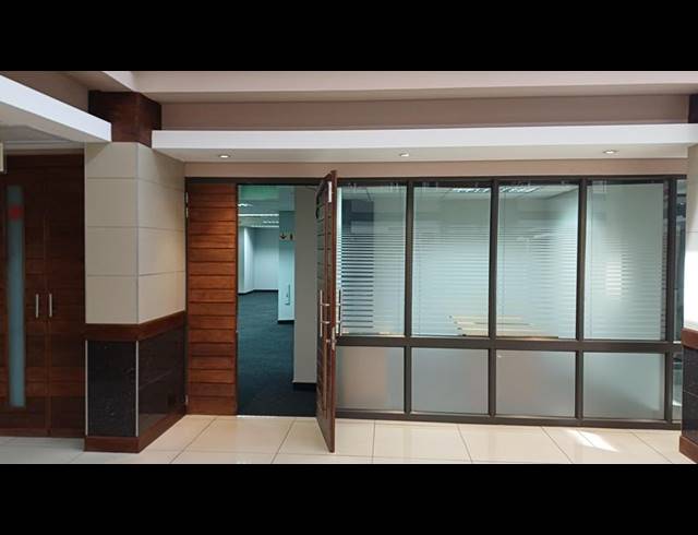 BUSINESS PROPERTY TO RENT IN IRENE